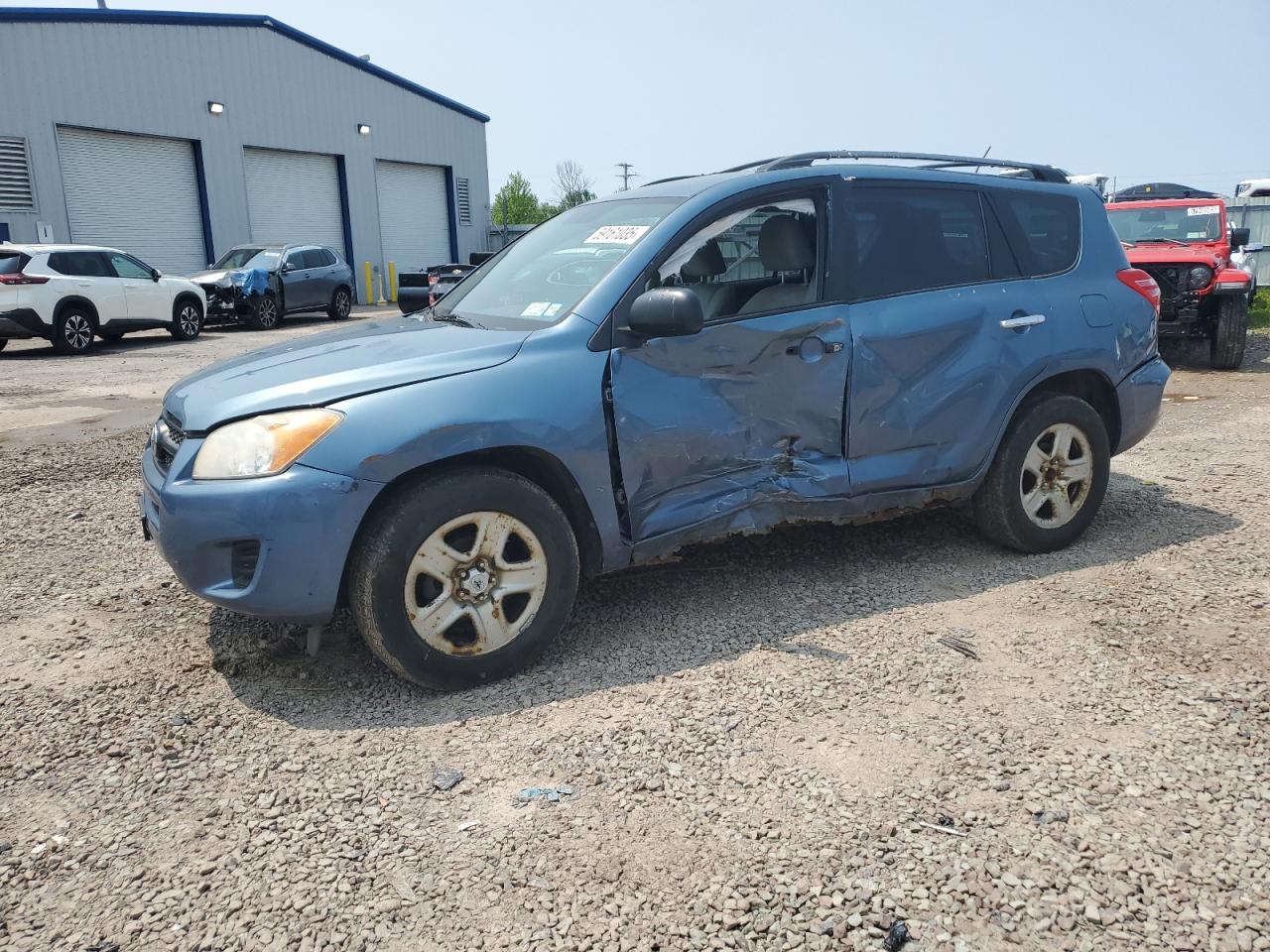 TOYOTA RAV4 2011