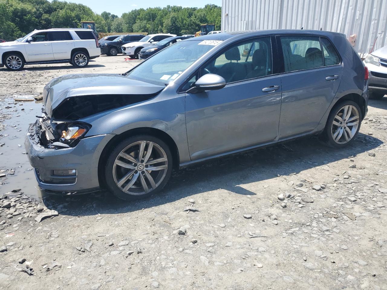 VOLKSWAGEN GOLF 2015