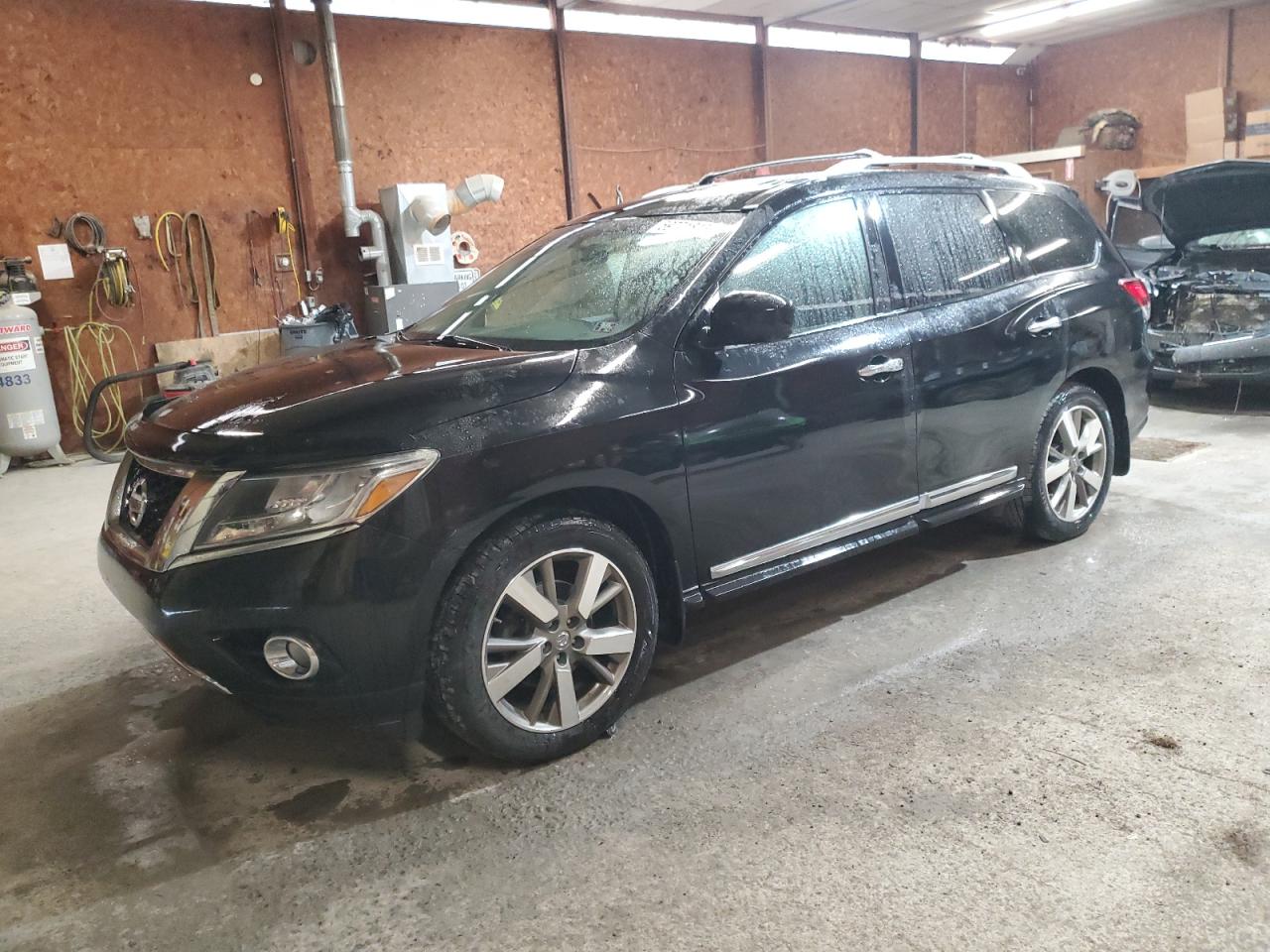 NISSAN PATHFINDER 2015