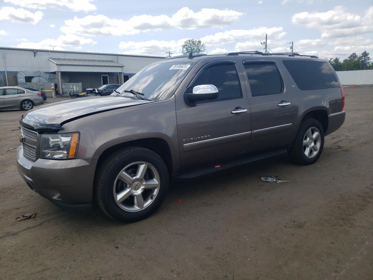 CHEVROLET SUBURBAN 2011