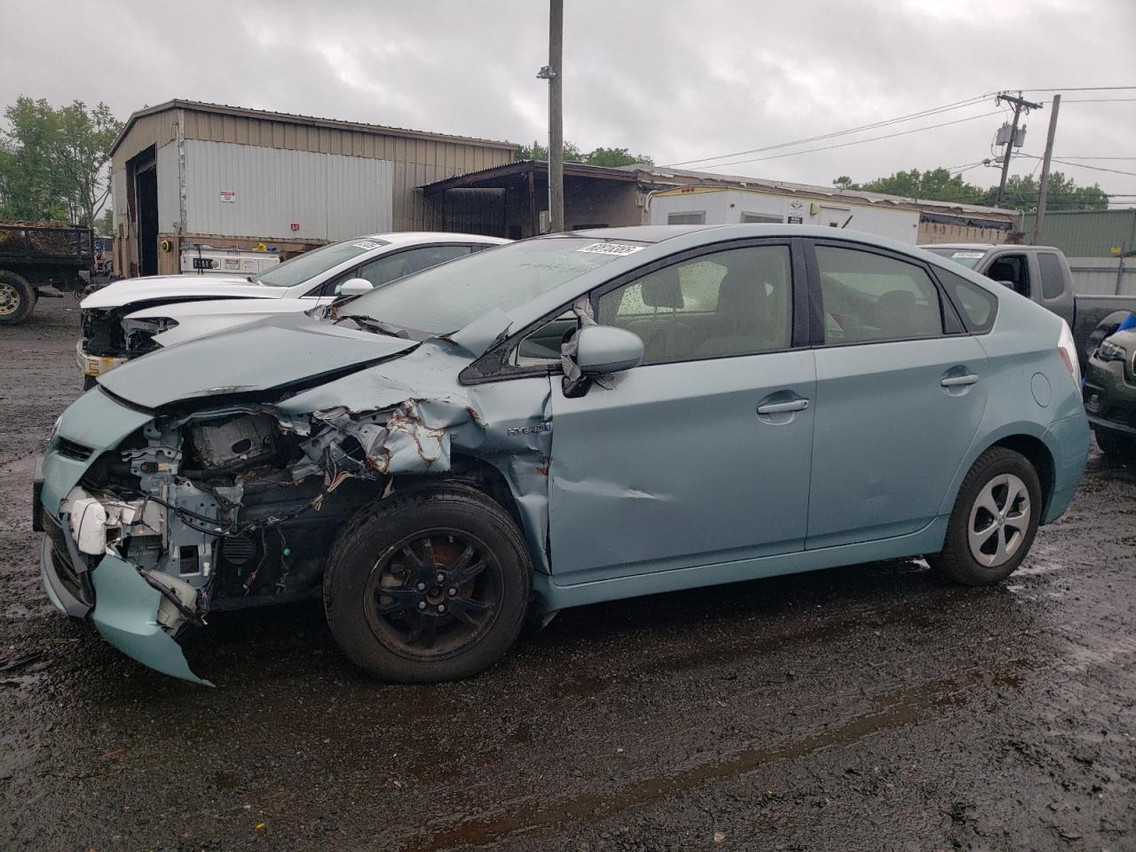 TOYOTA PRIUS 2013