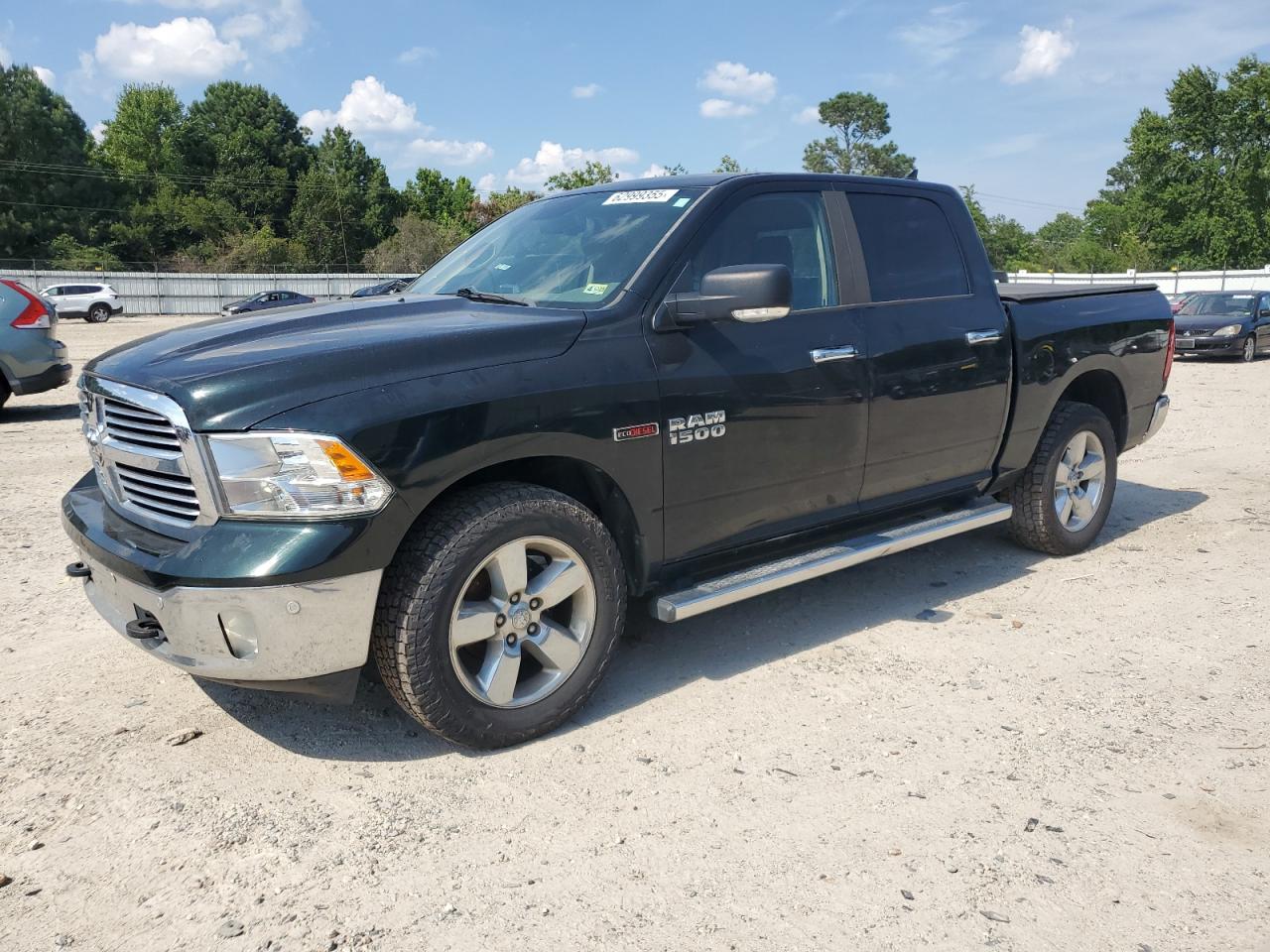 RAM 1500 SLT 2015