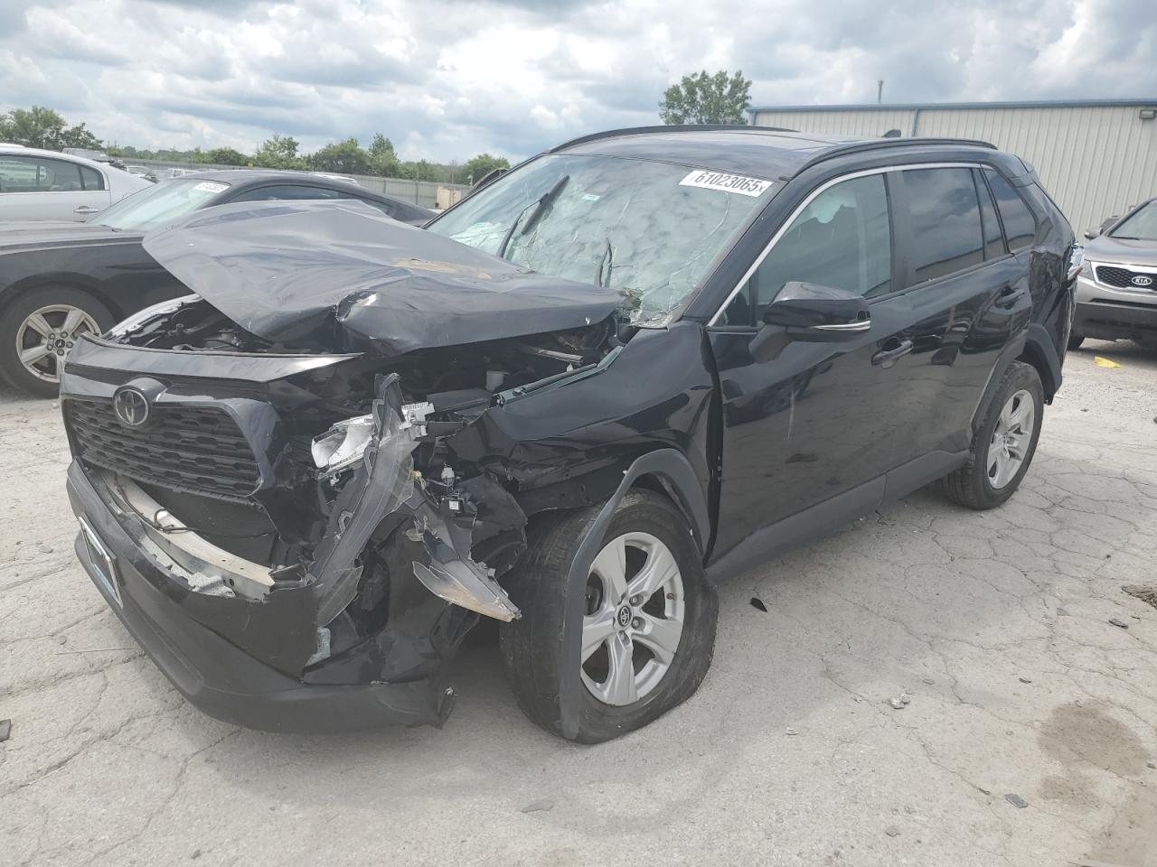 TOYOTA RAV4 XLE 2019