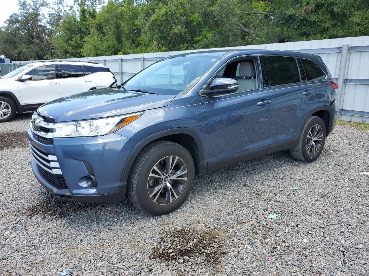 TOYOTA HIGHLANDER 2019