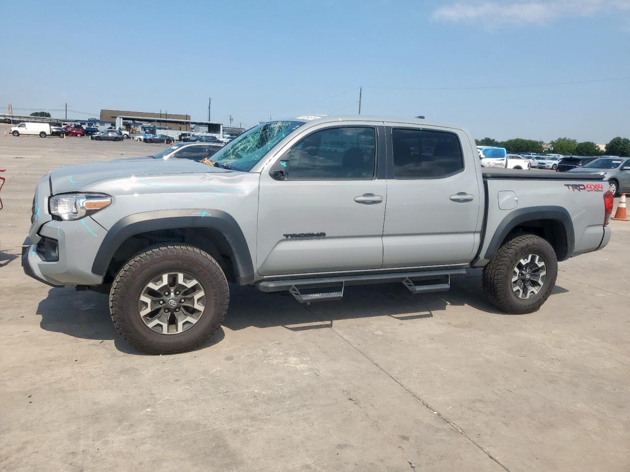 TOYOTA TACOMA DOU 2019