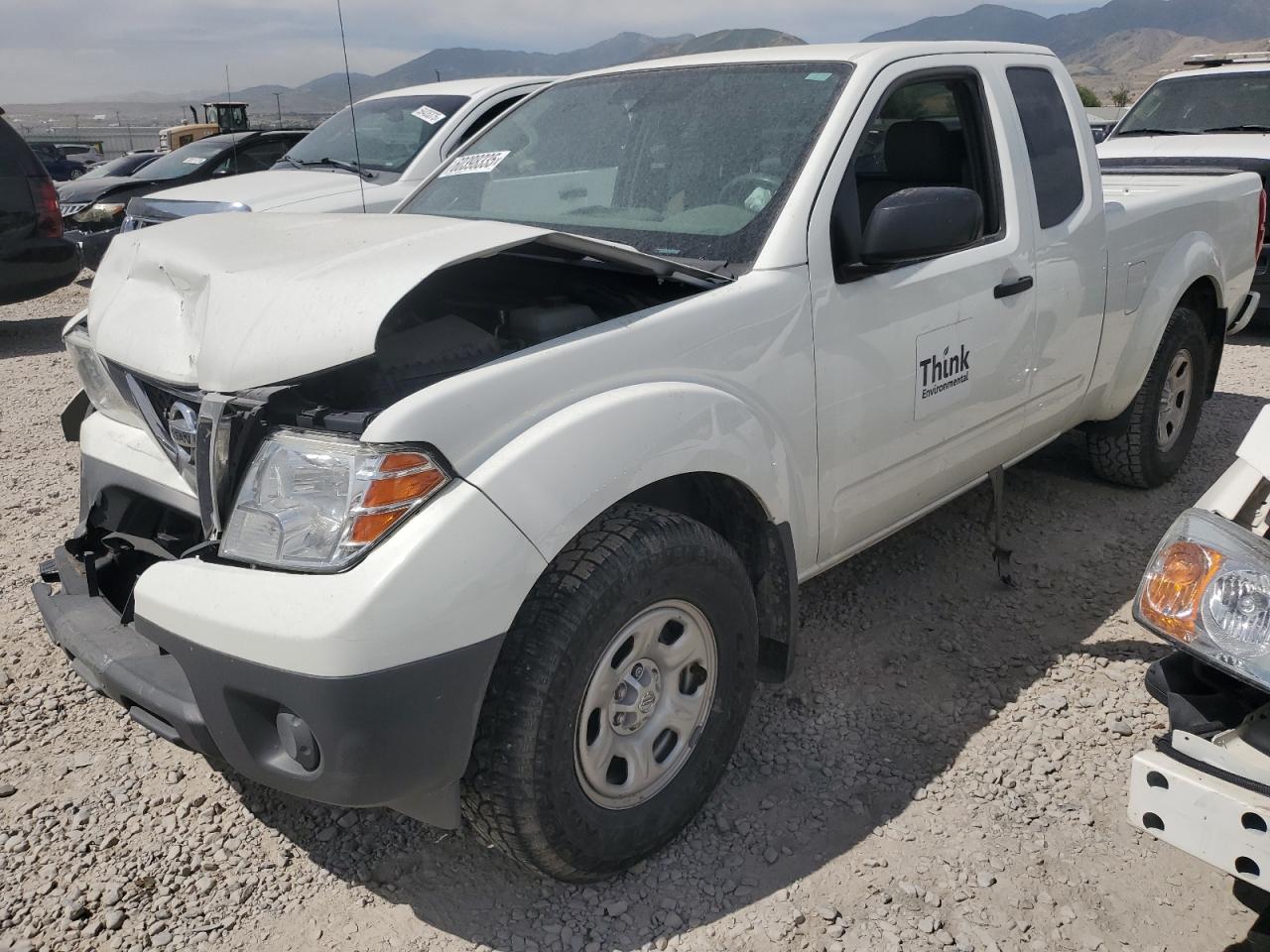 NISSAN FRONTIER 2021