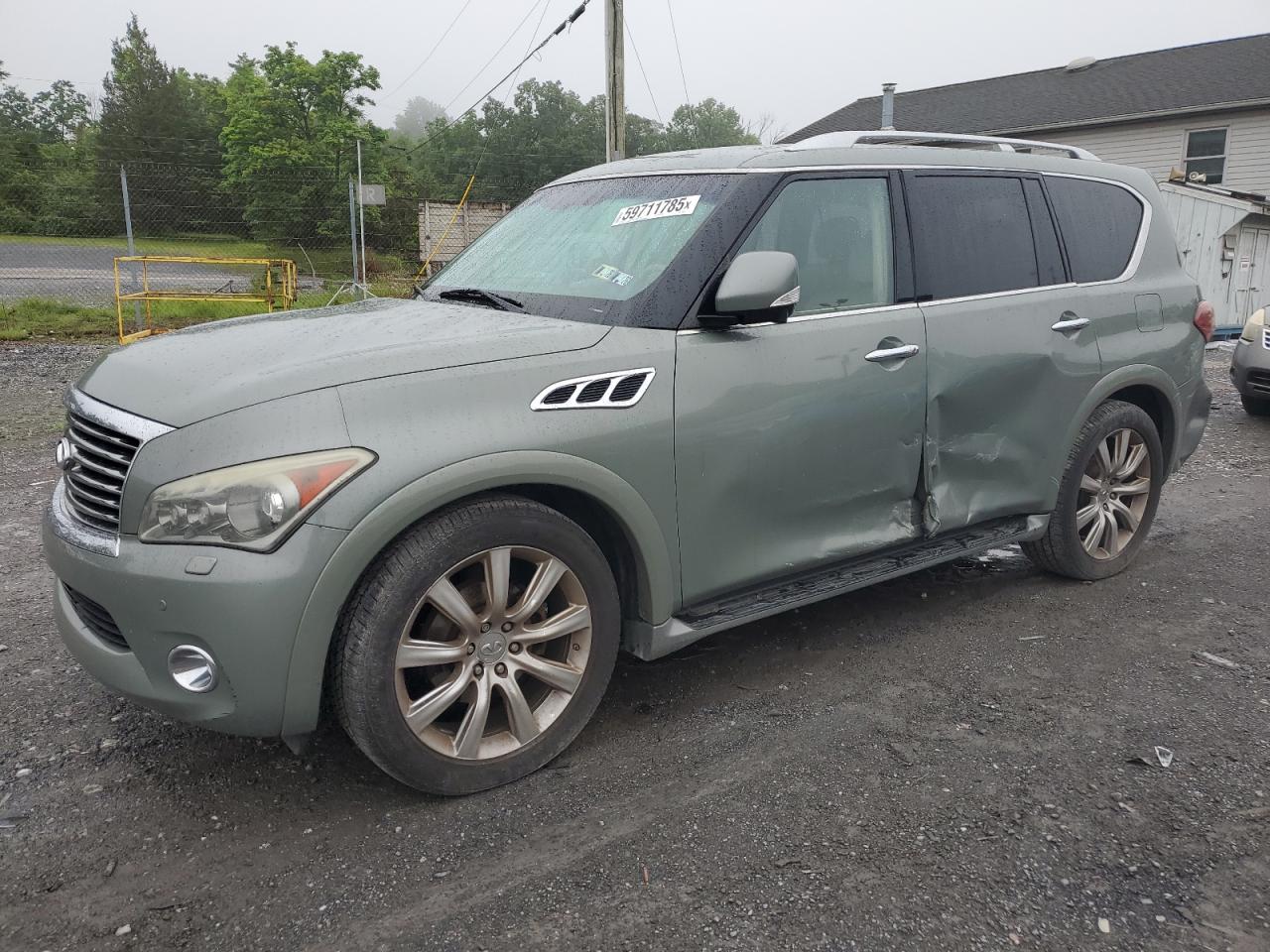 INFINITI QX56 2011