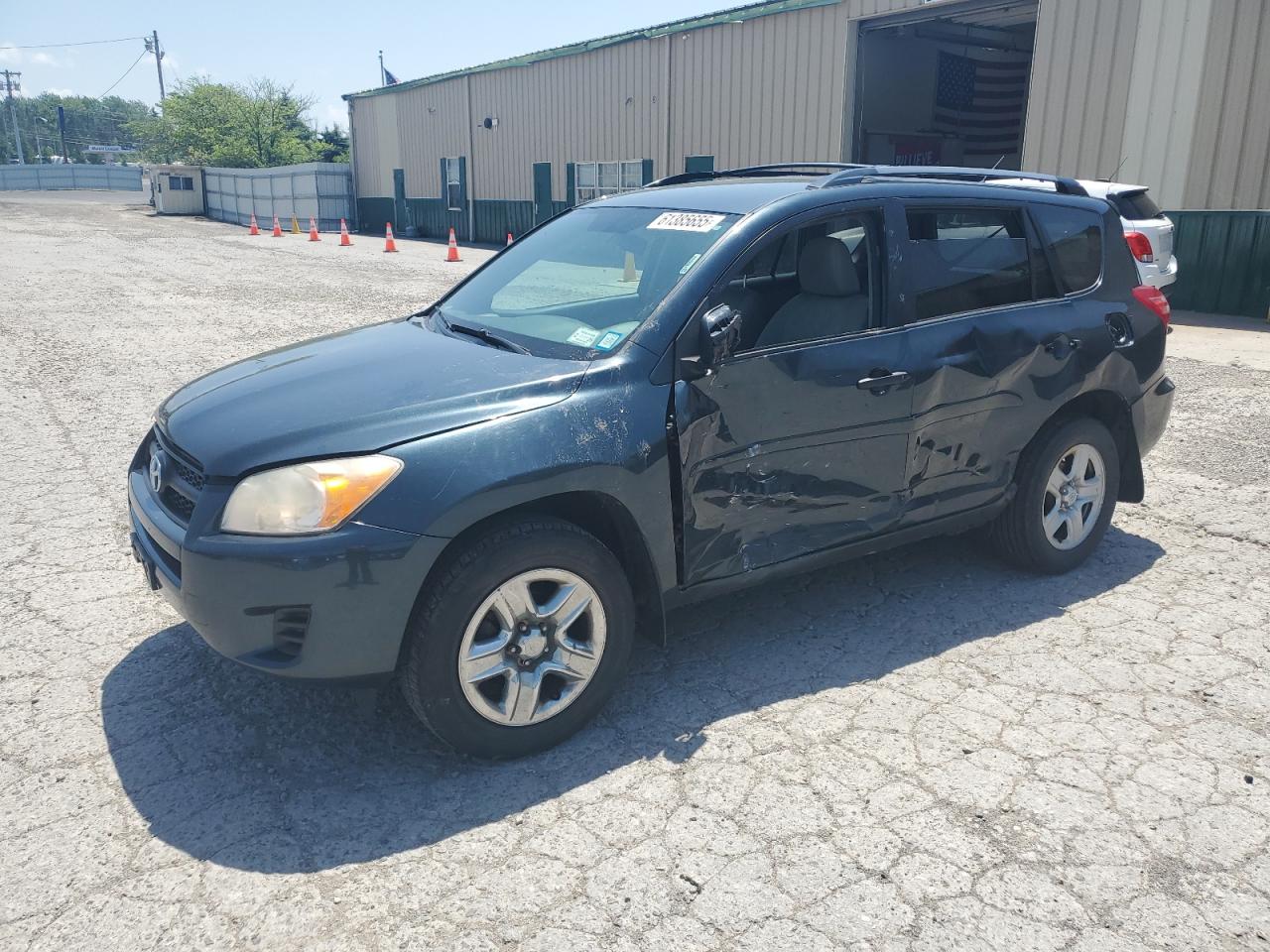 TOYOTA RAV4 2010