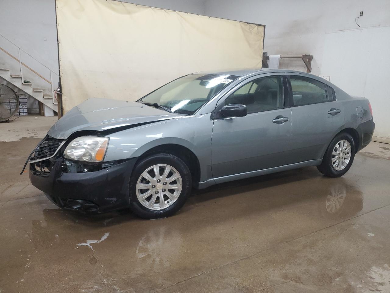 MITSUBISHI GALANT ES 2009