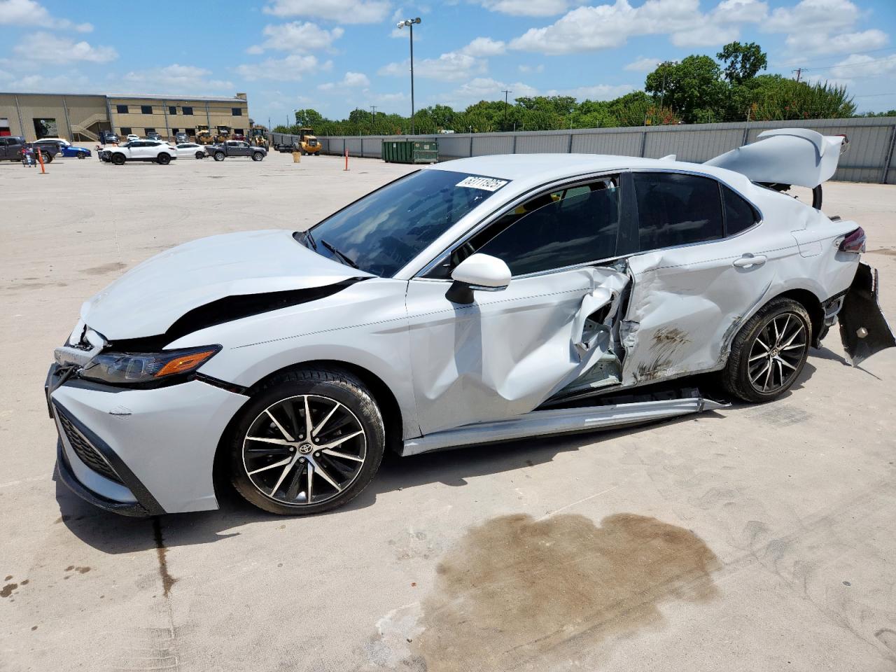 TOYOTA CAMRY SE N 2024
