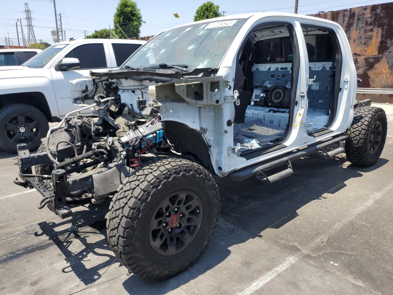 TOYOTA TACOMA DOU 2019