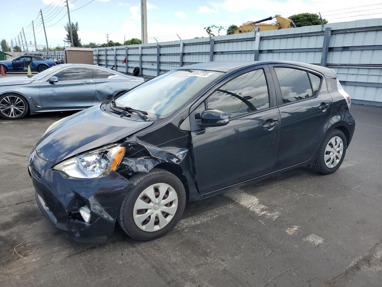 TOYOTA PRIUS C 2013