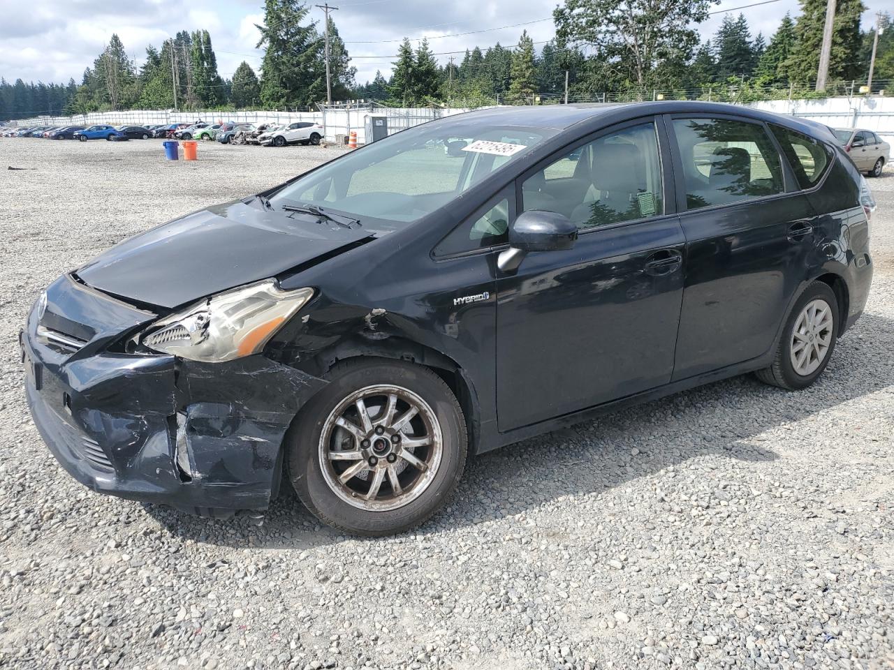TOYOTA PRIUS V 2012