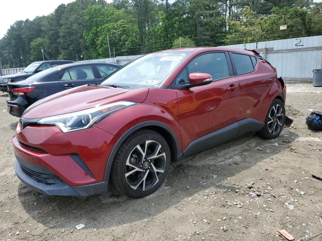 TOYOTA C-HR XLE 2019