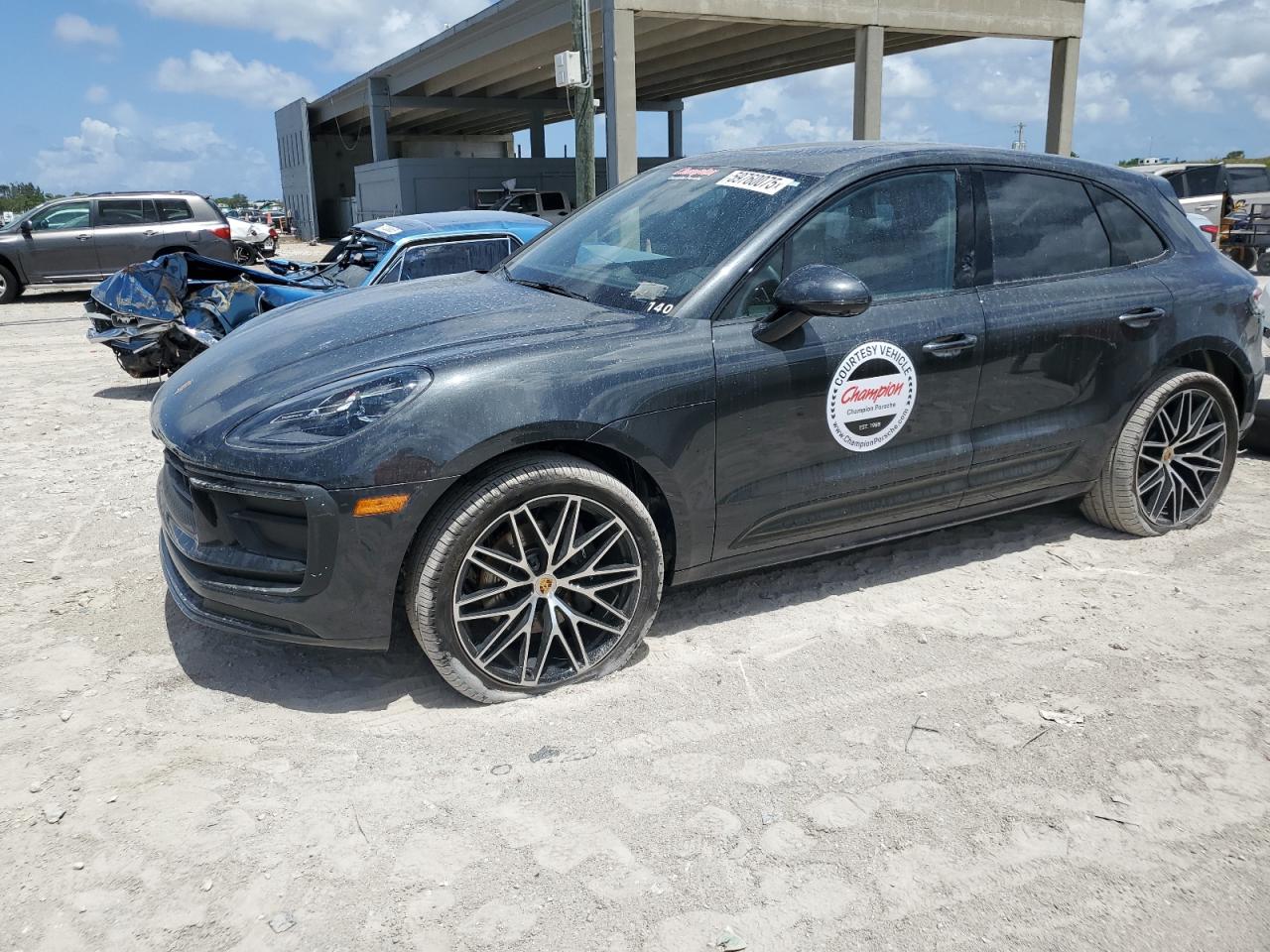 PORSCHE MACAN 2025