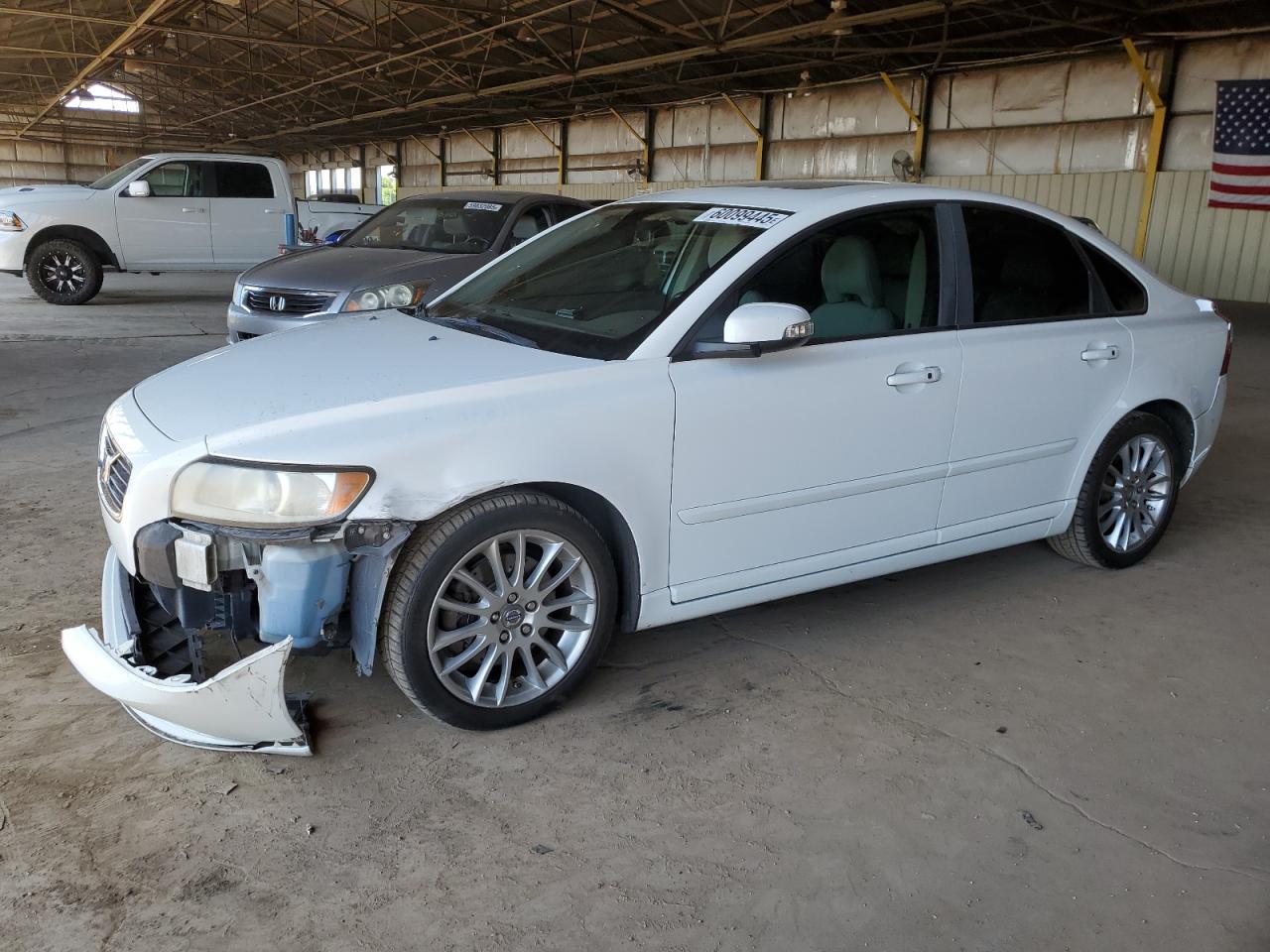 VOLVO S40 2.4I 2010
