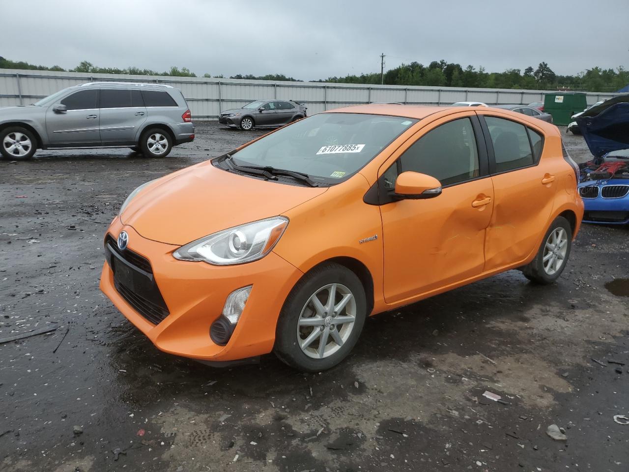 TOYOTA PRIUS C 2015