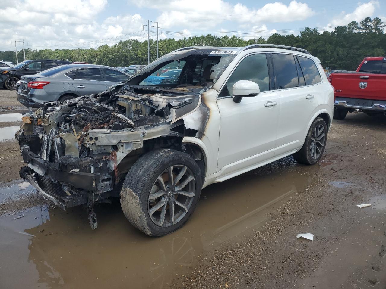 VOLVO XC90 T6 2017