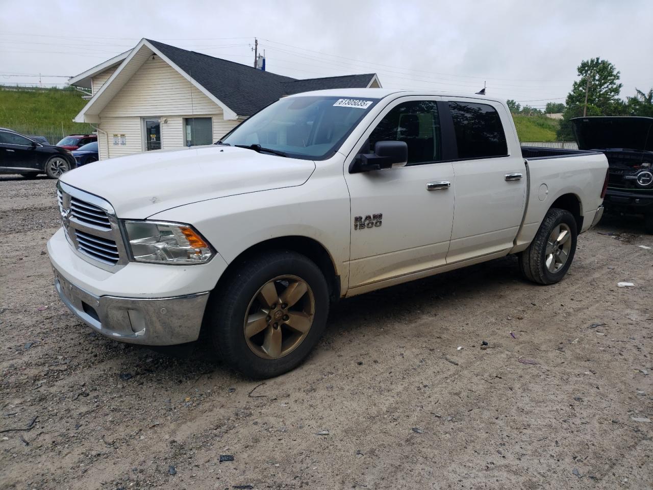 RAM 1500 SLT 2017