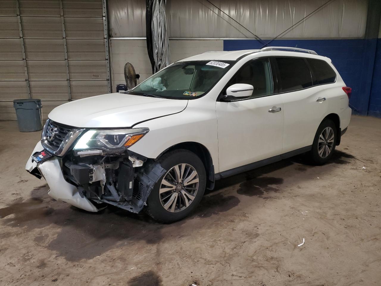 NISSAN PATHFINDER 2017