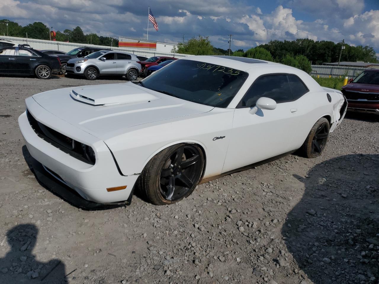 DODGE CHALLENGER 2013