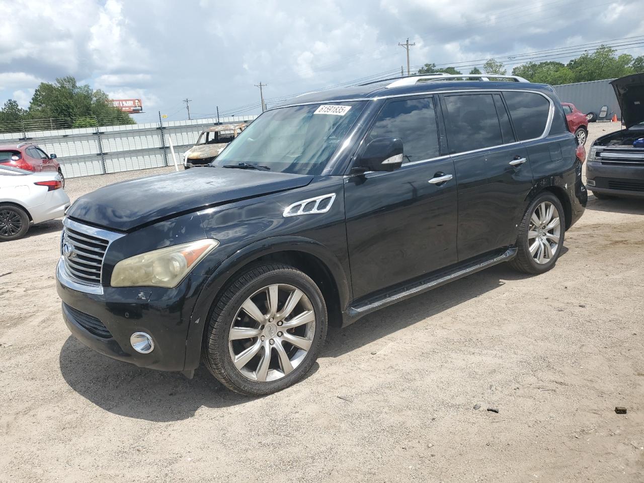 INFINITI QX56 2011