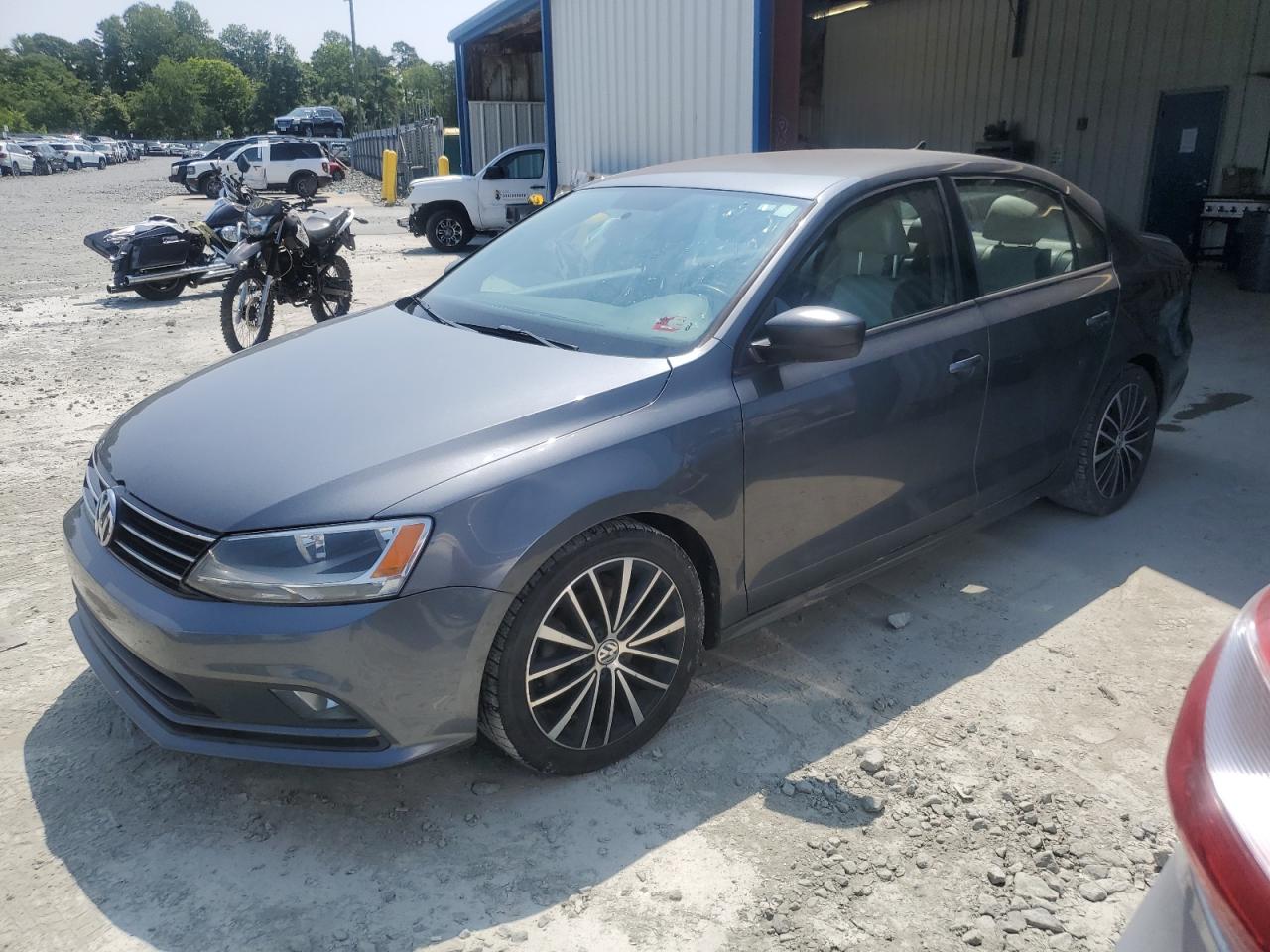 VOLKSWAGEN JETTA 2016
