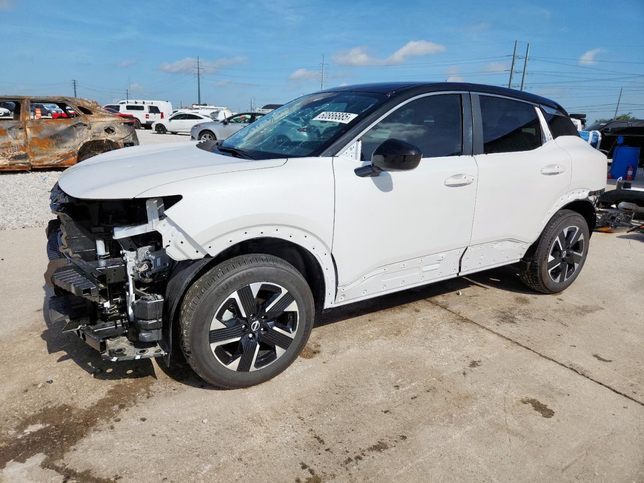 NISSAN KICKS SV 2025