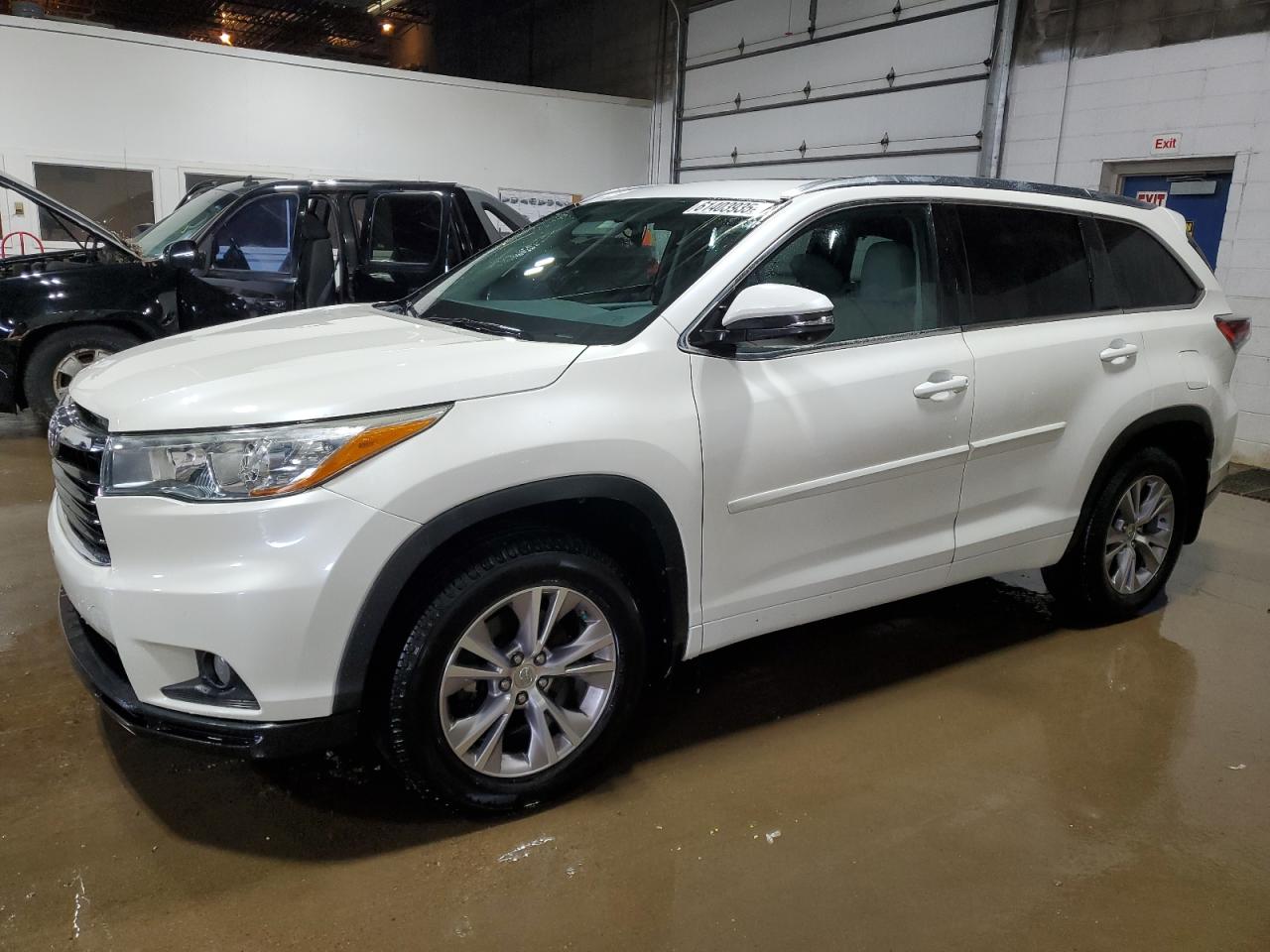TOYOTA HIGHLANDER 2015
