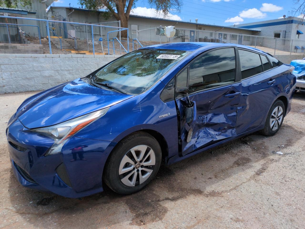 TOYOTA PRIUS 2017