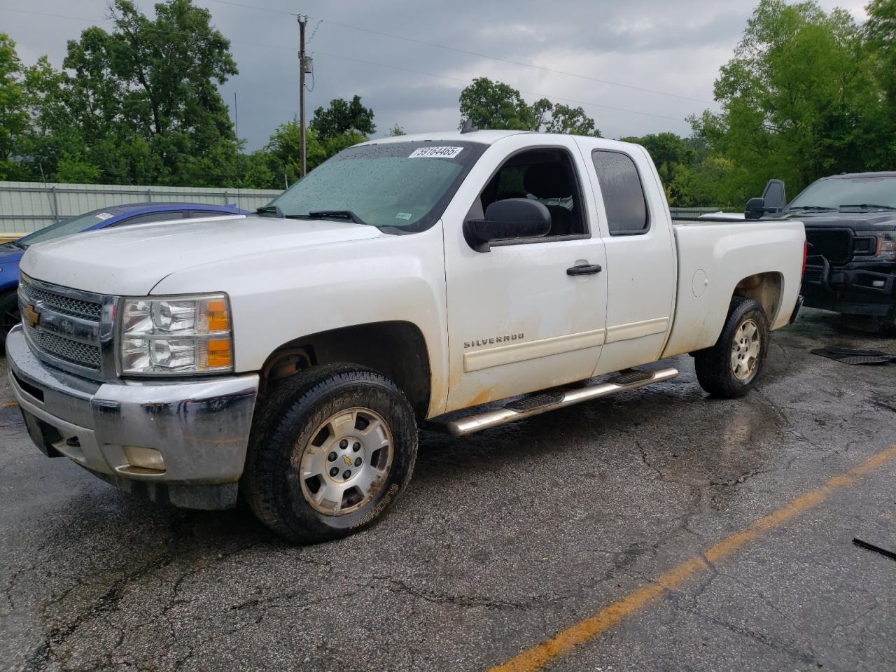 CHEVROLET SILVERADO 2013