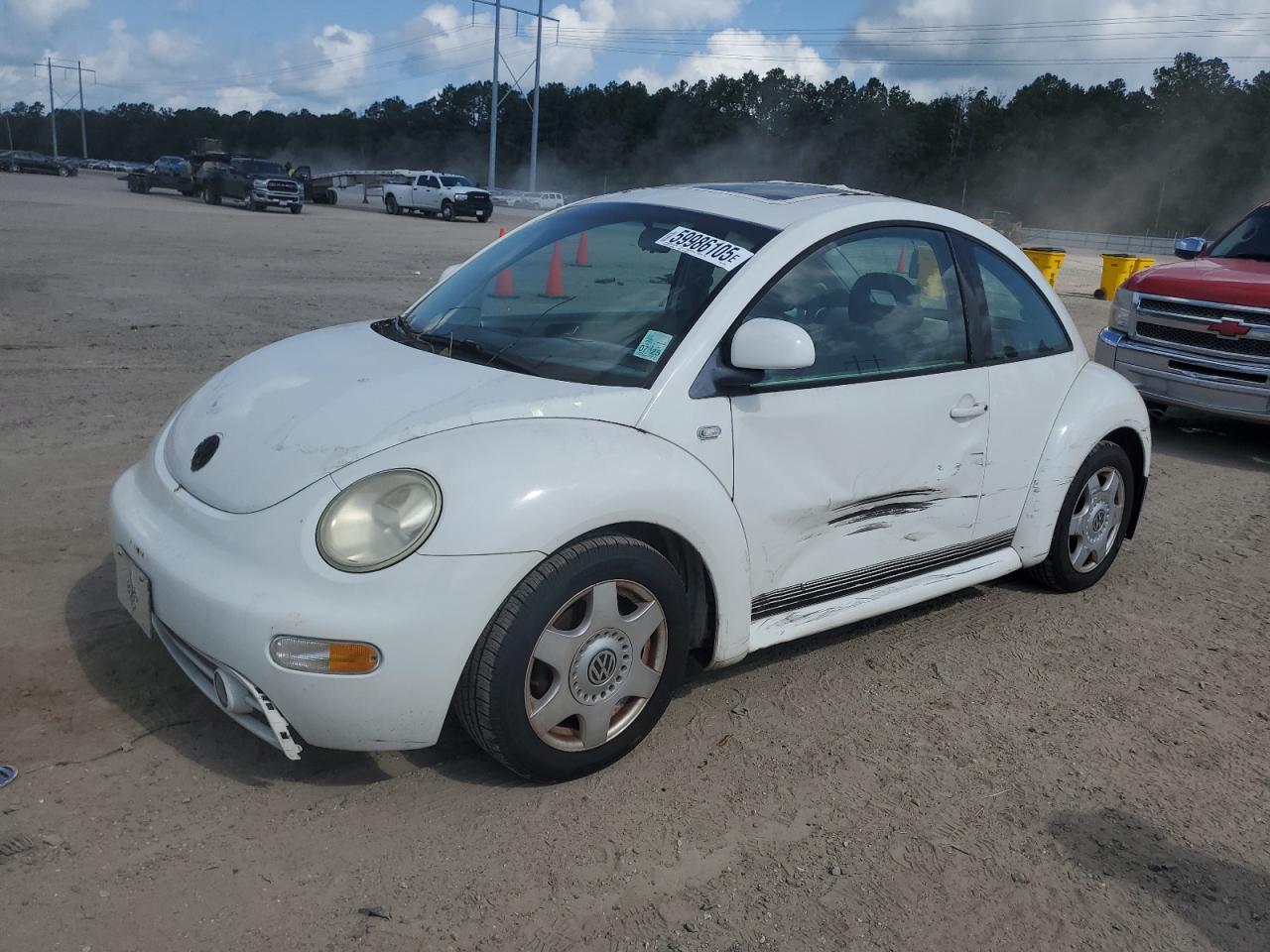VOLKSWAGEN NEW BEETLE 2000