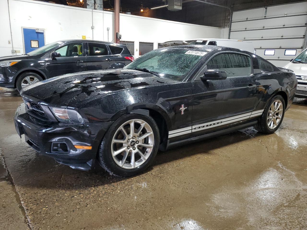 FORD MUSTANG 2010