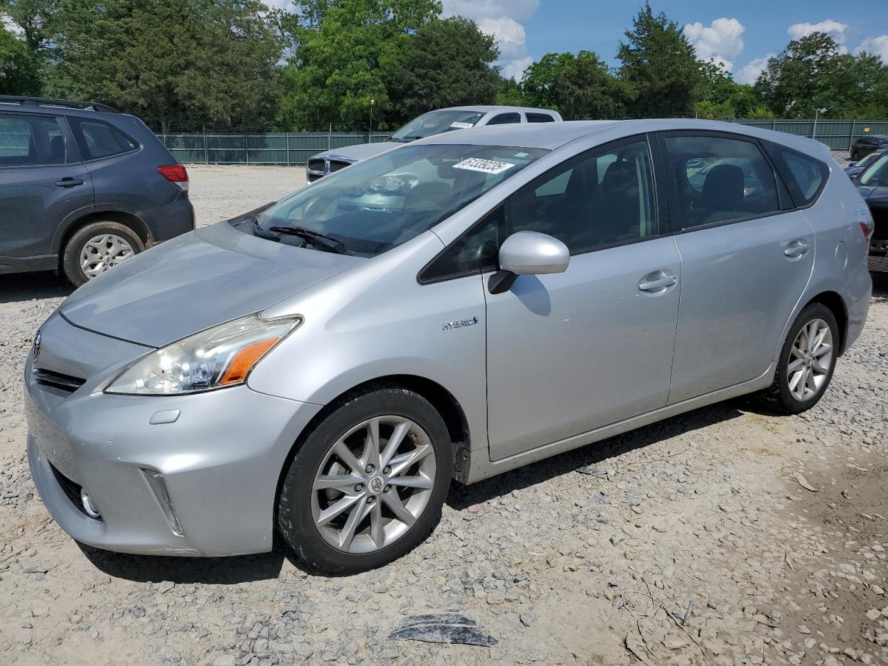 TOYOTA PRIUS V 2012