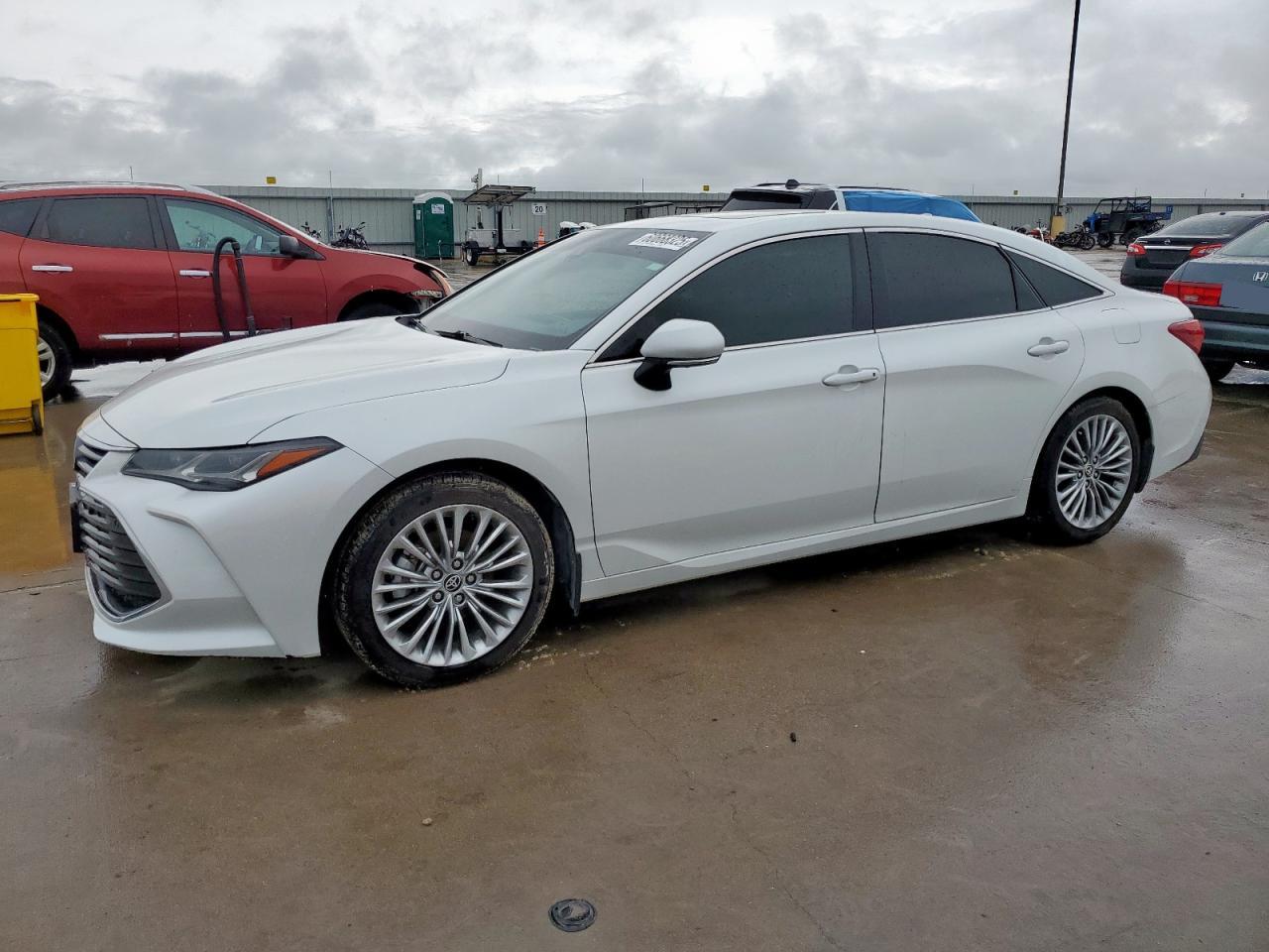 TOYOTA AVALON LIM 2022