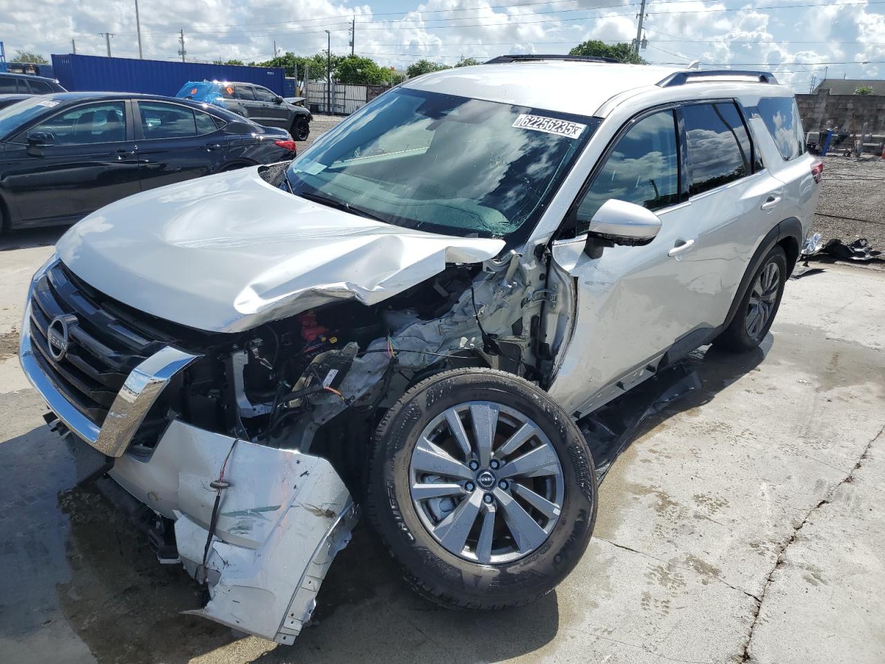 NISSAN PATHFINDER 2025