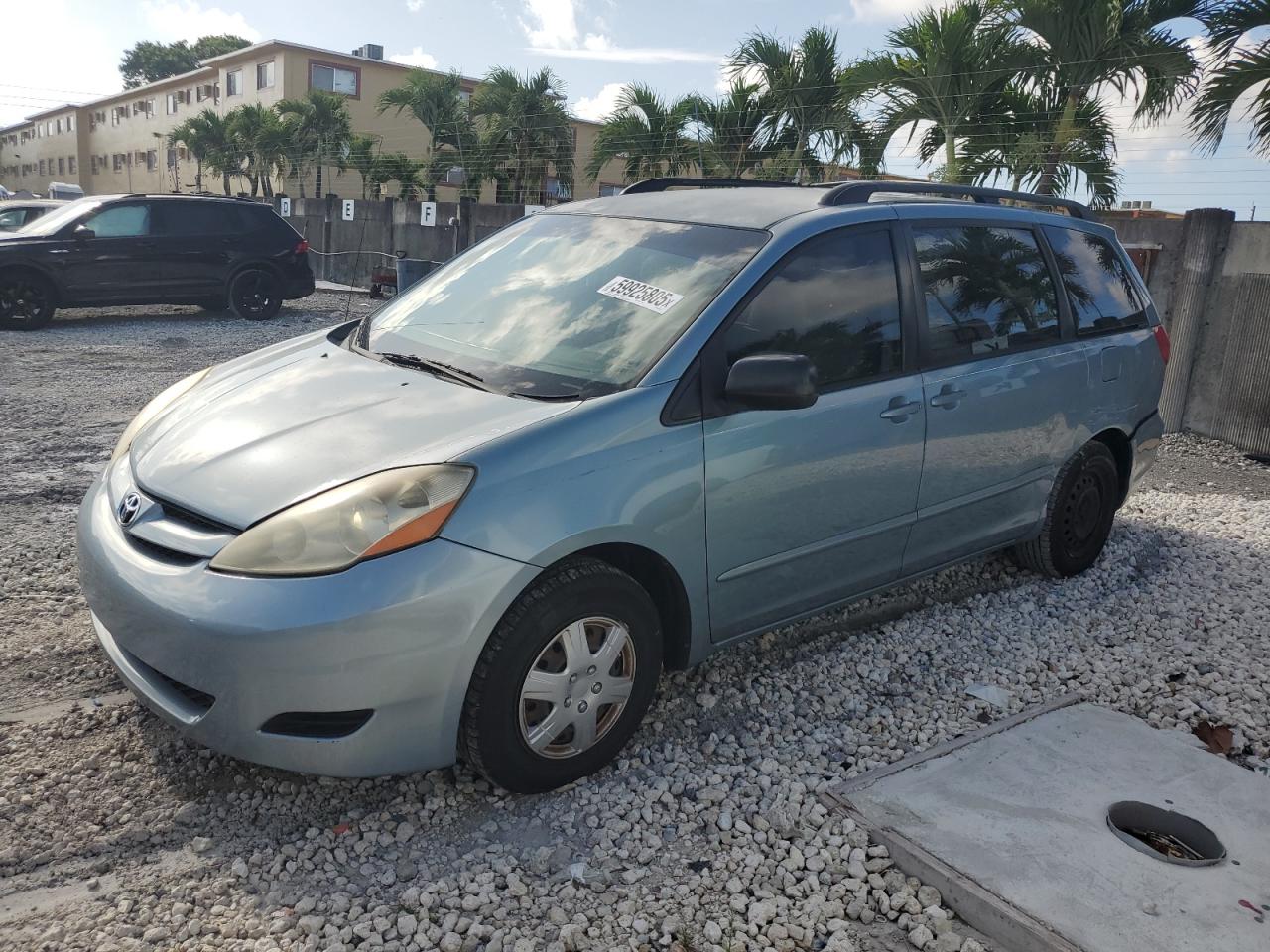 TOYOTA SIENNA CE 2007