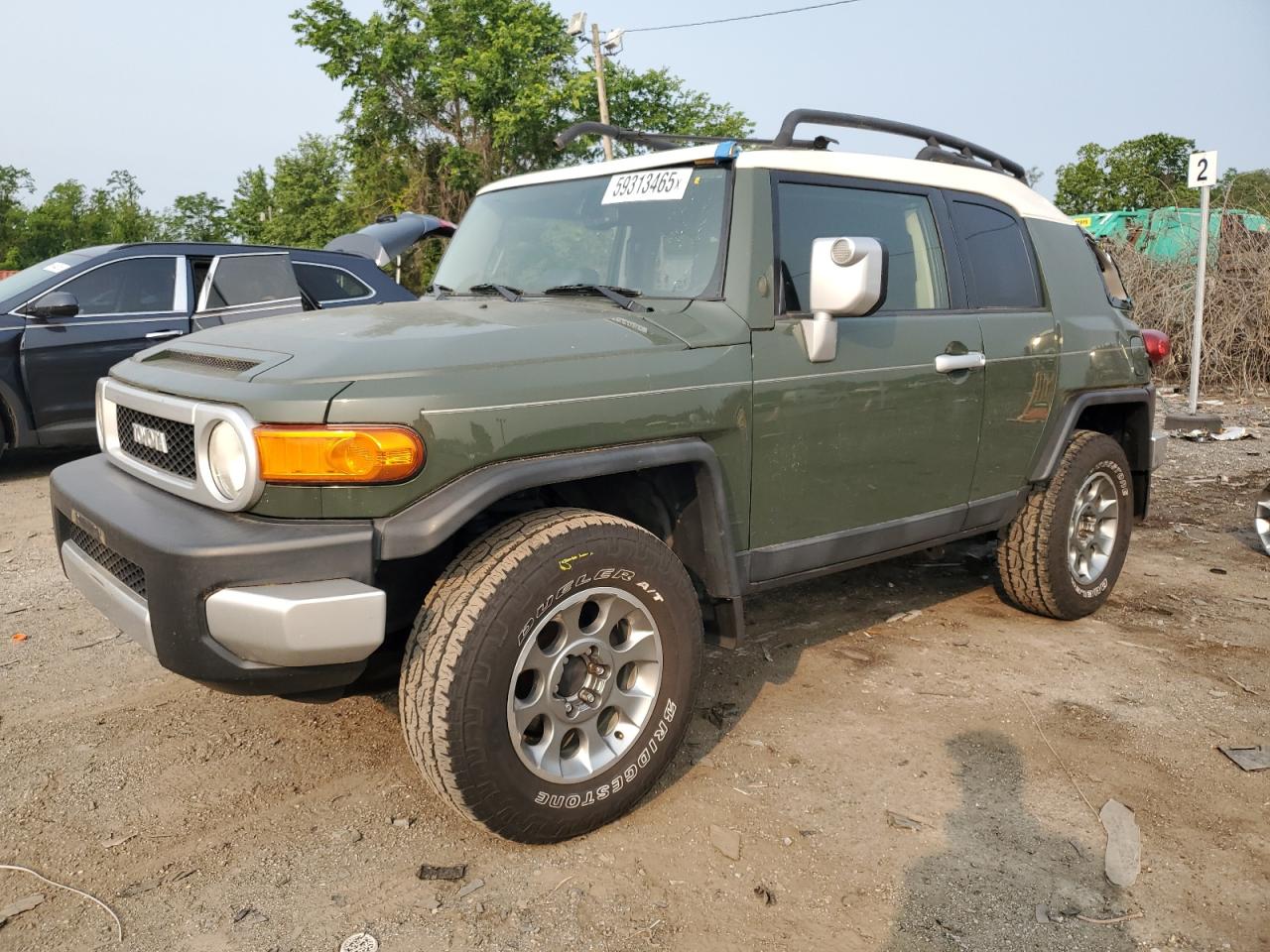 TOYOTA FJ CRUISER 2013