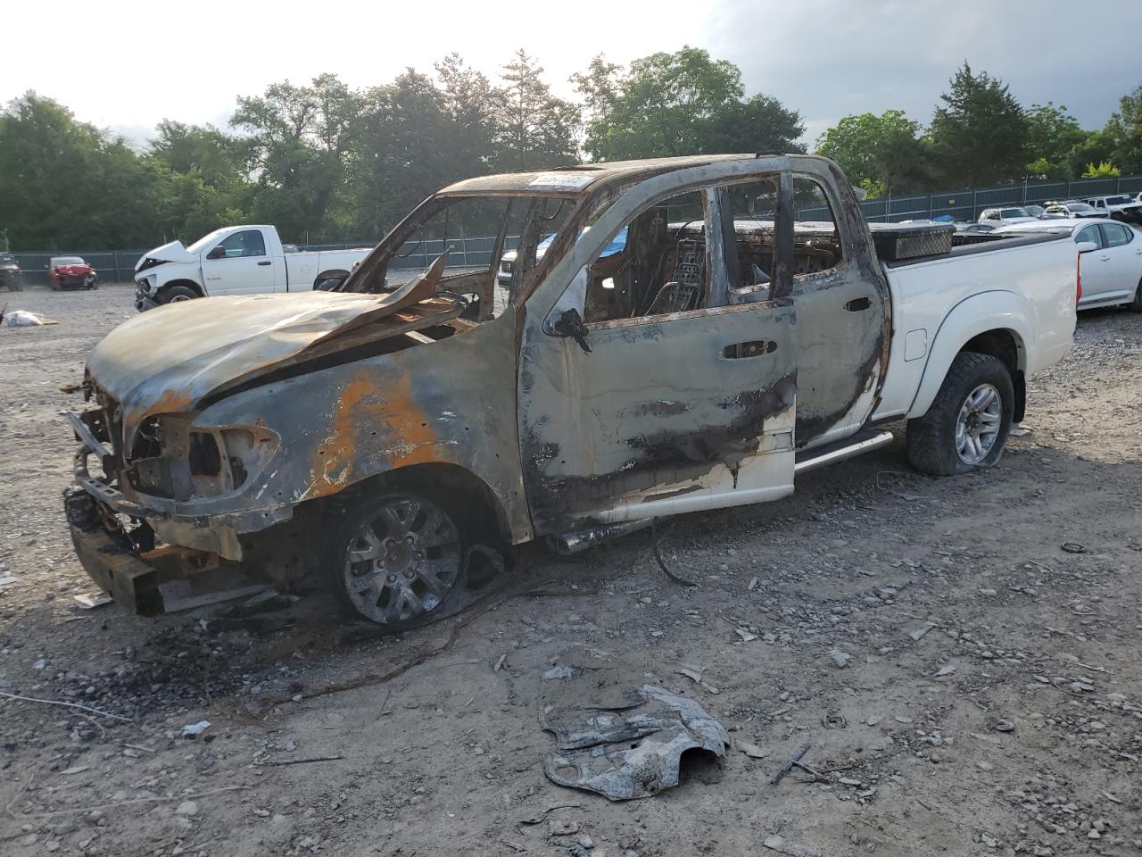 TOYOTA TUNDRA DOU 2005