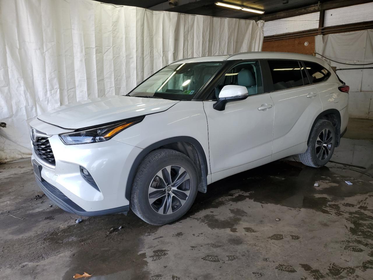 TOYOTA HIGHLANDER 2023
