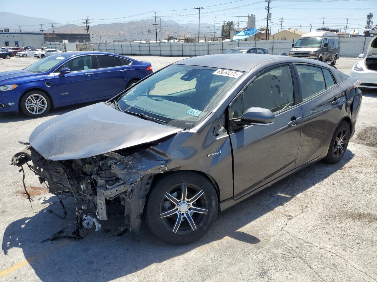 TOYOTA PRIUS 2017