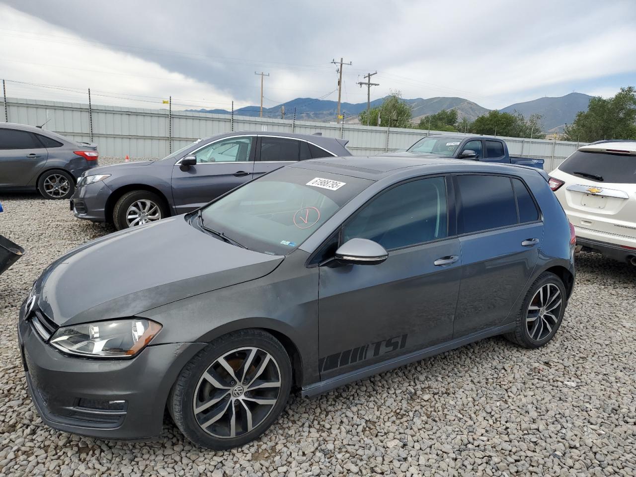 VOLKSWAGEN GOLF 2015