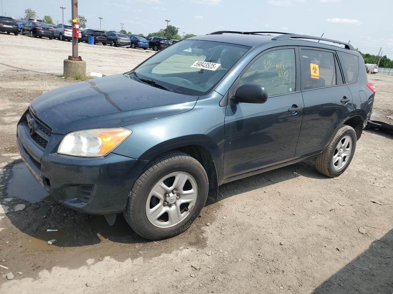 TOYOTA RAV4 2011