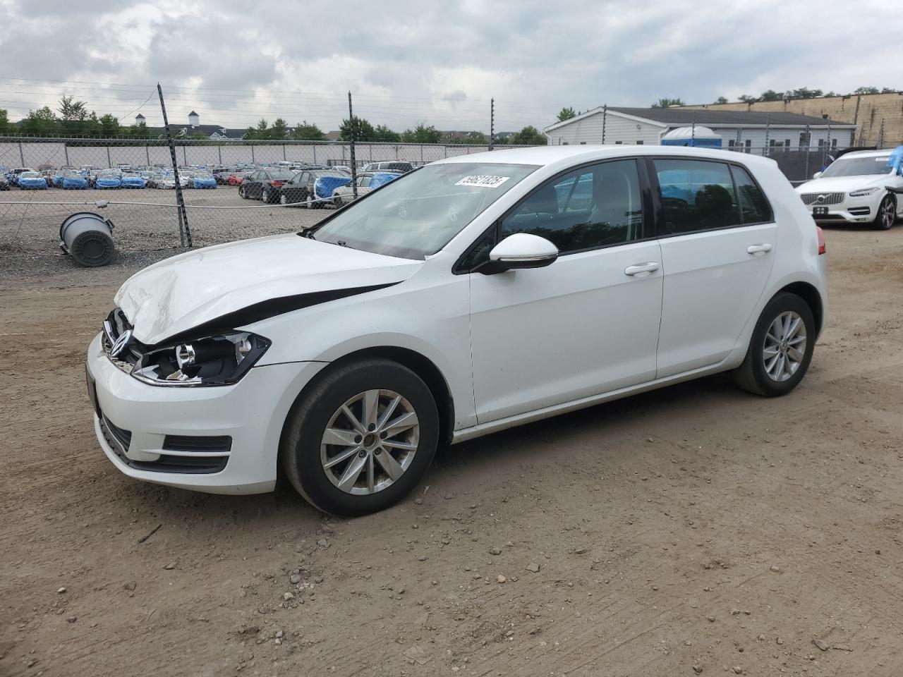 VOLKSWAGEN GOLF S 2016