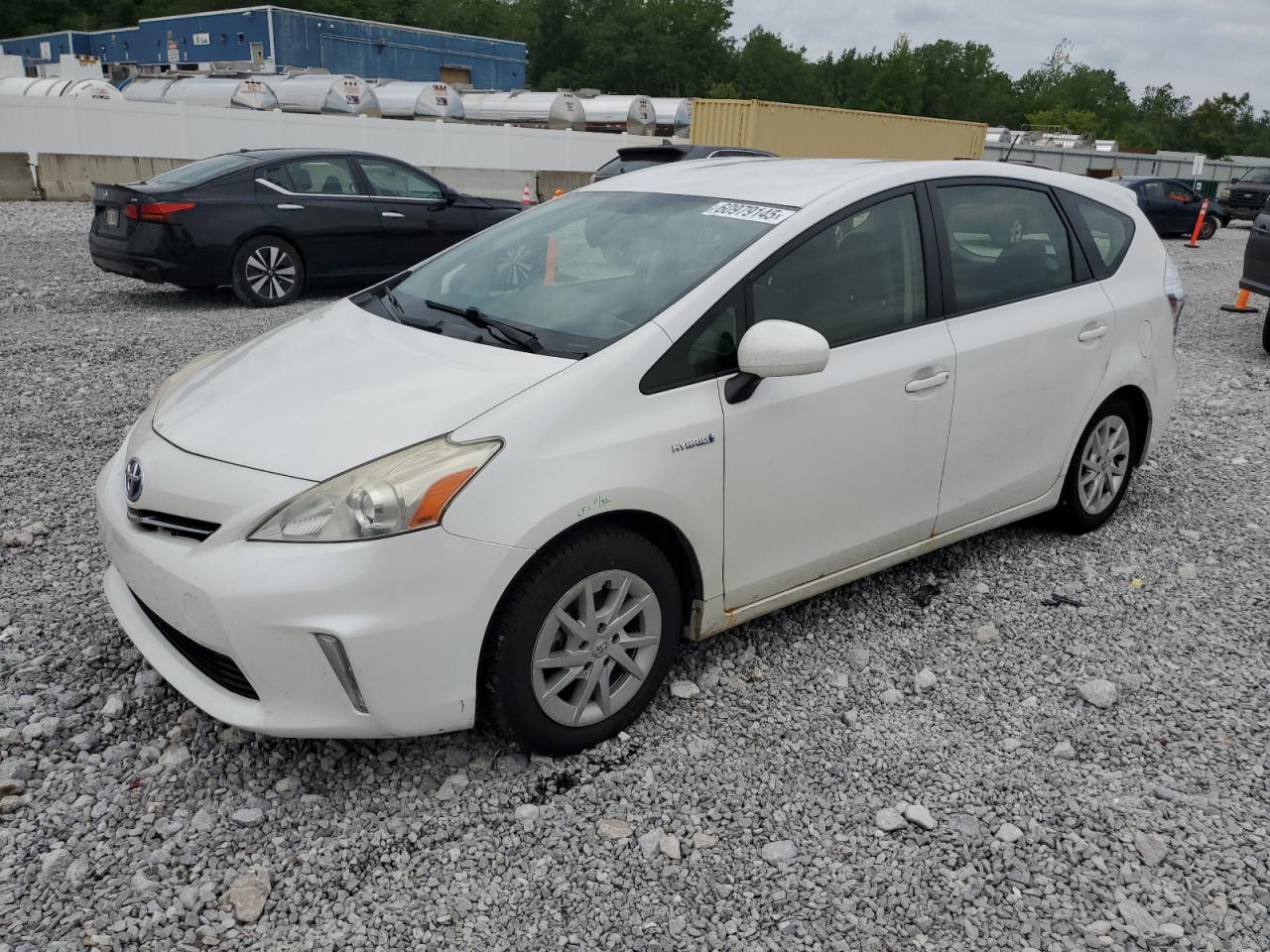 TOYOTA PRIUS V 2012