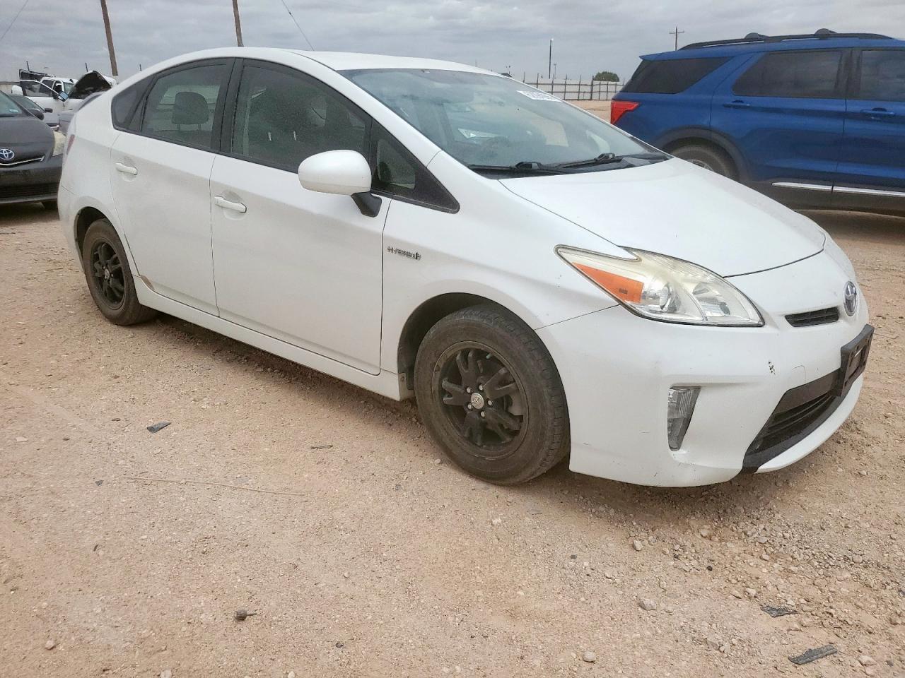 TOYOTA PRIUS 2014