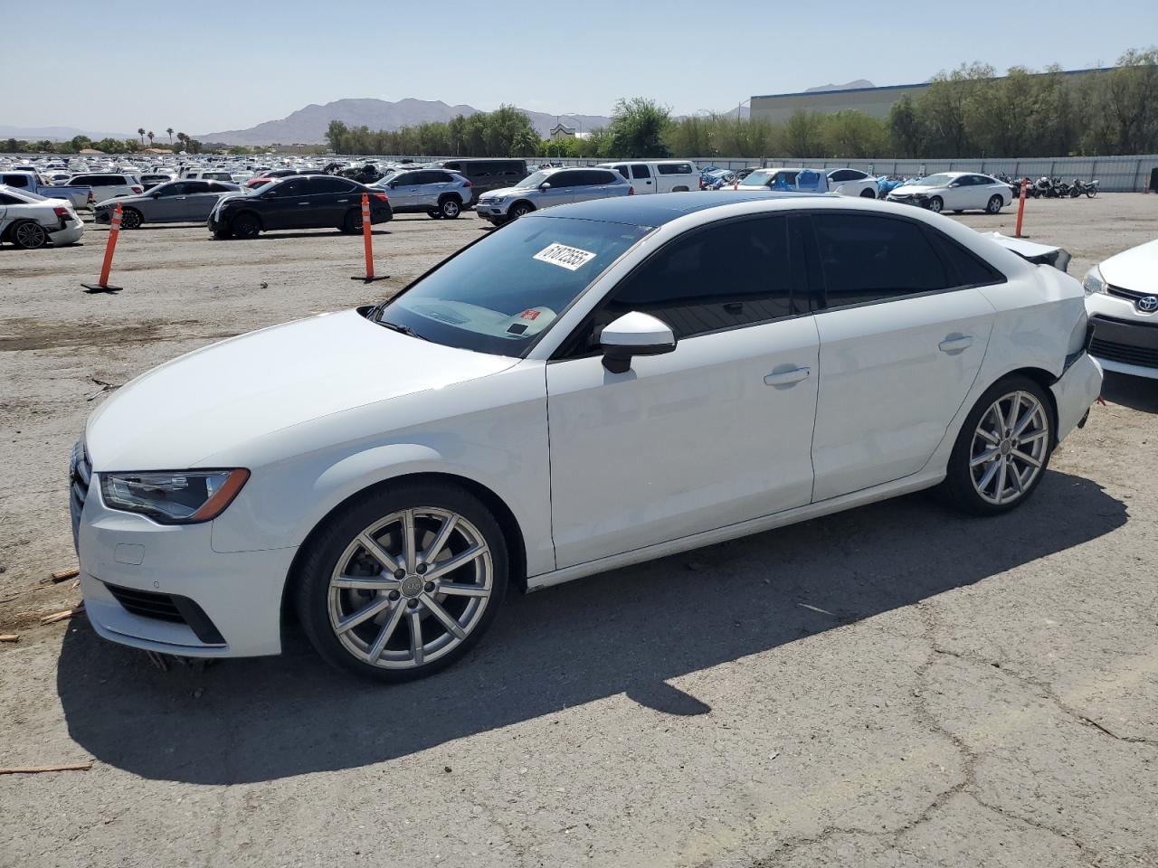 AUDI A3 PREMIUM 2015