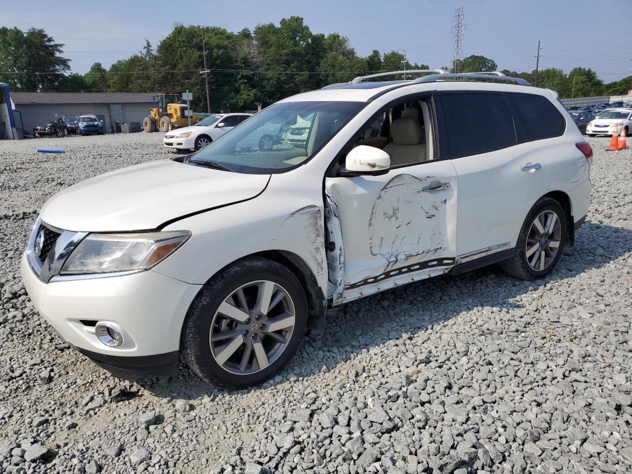 NISSAN PATHFINDER 2015