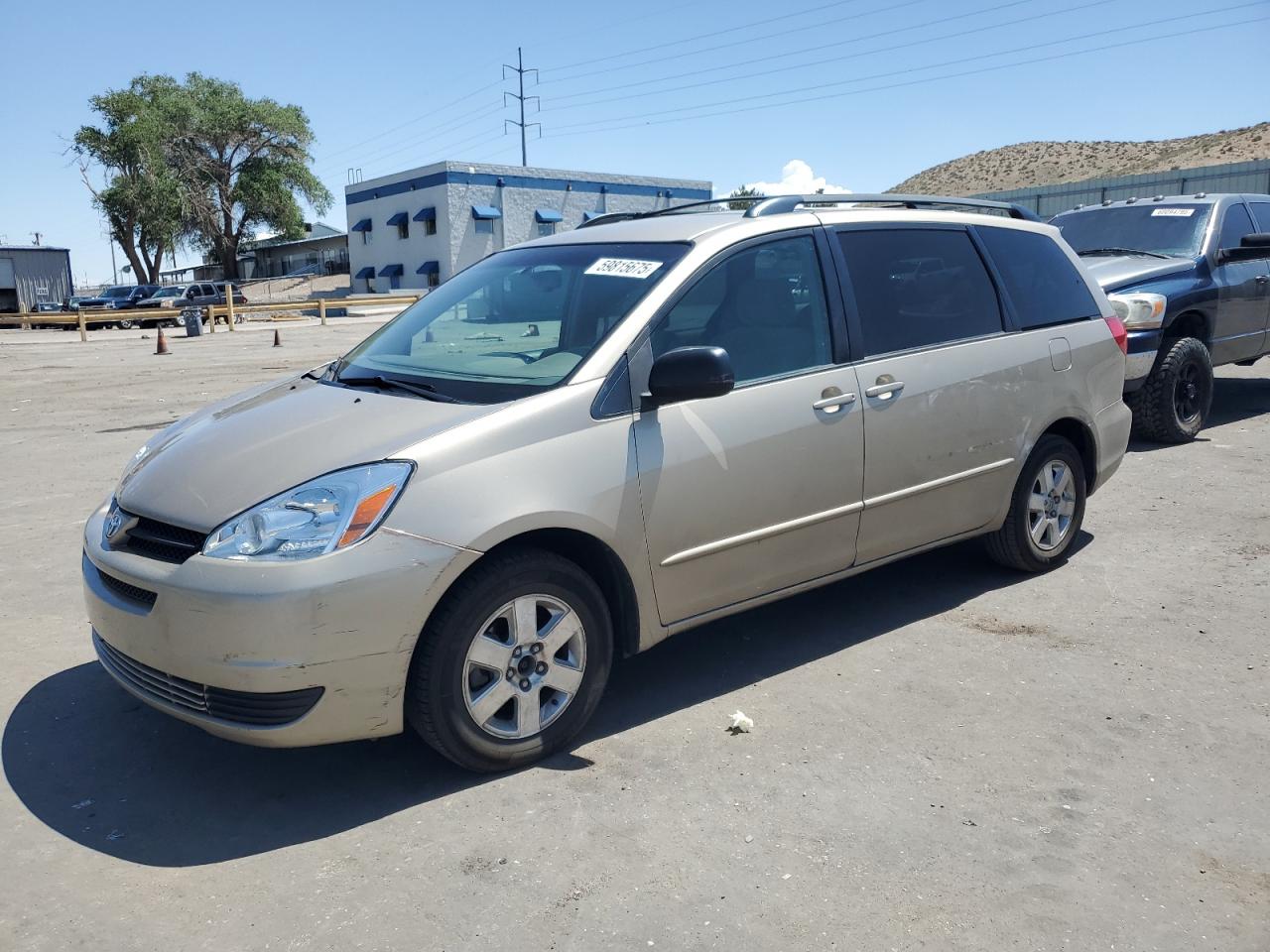TOYOTA SIENNA CE 2004
