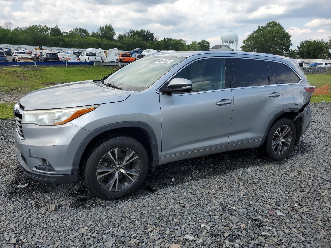 TOYOTA HIGHLANDER 2016